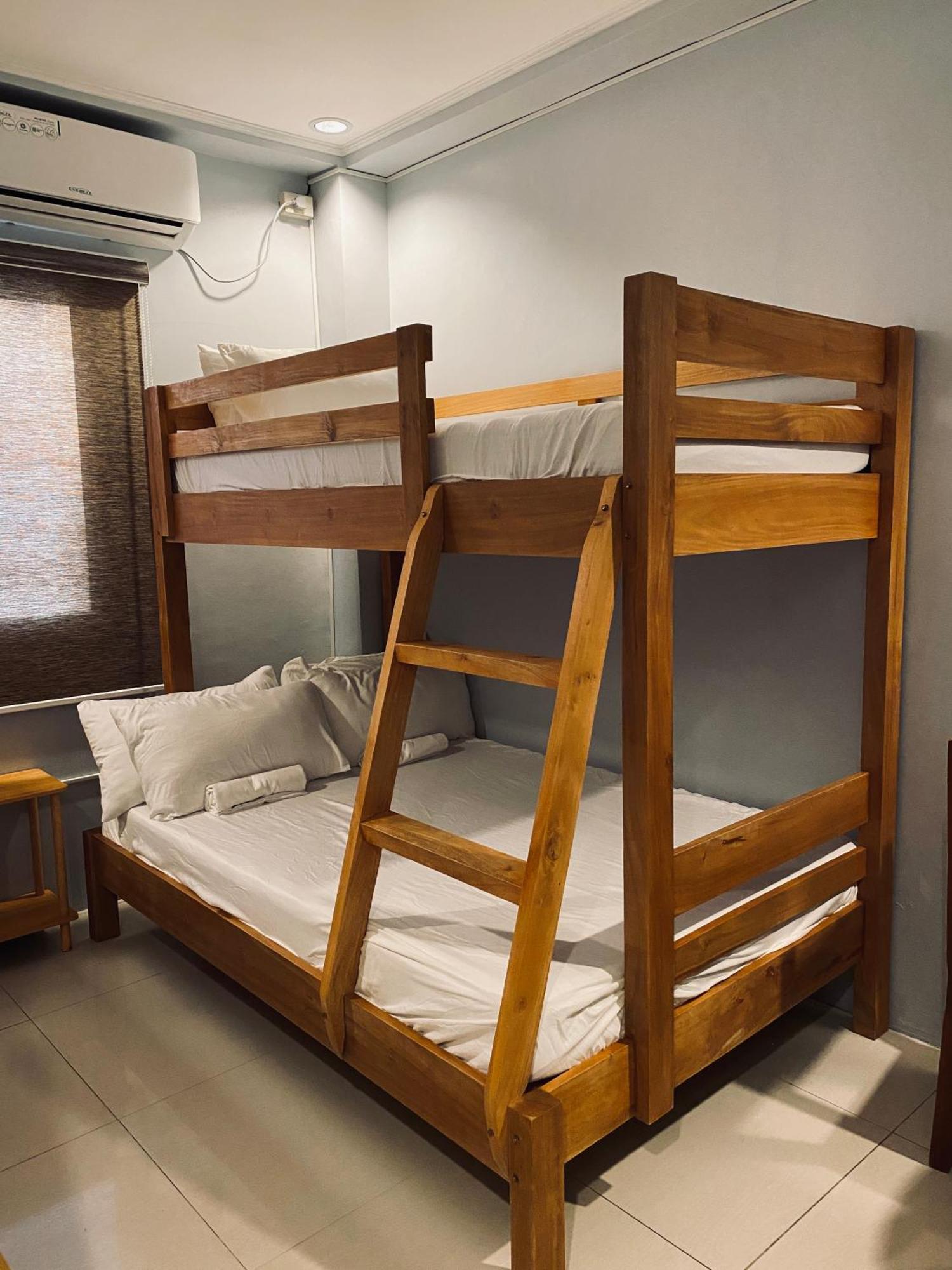 Lakayo Hillside Apartelle San Juan  Eksteriør bilde